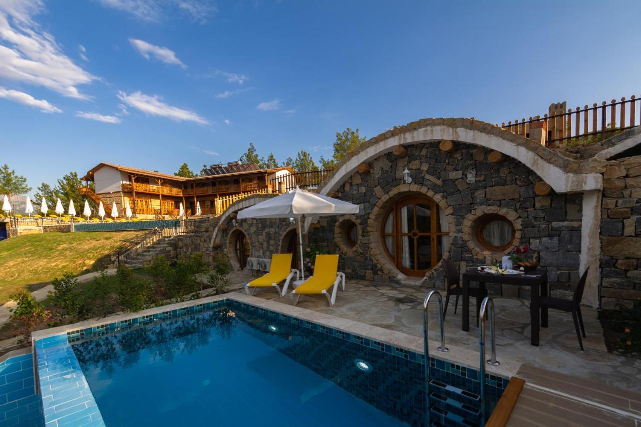 Maison Green Hill Hobbit Villas & Boutique Hotel Antalya Bagian luar foto