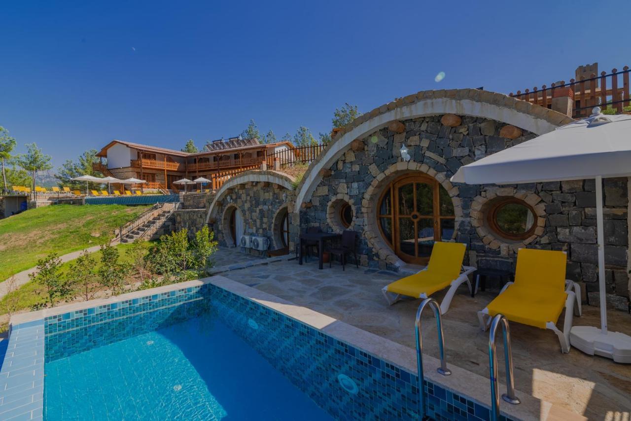 Maison Green Hill Hobbit Villas & Boutique Hotel Antalya Bagian luar foto