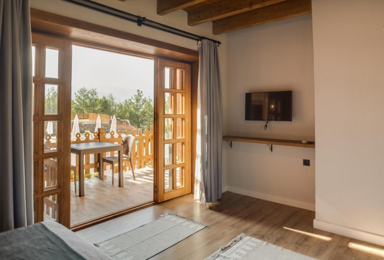 Maison Green Hill Hobbit Villas & Boutique Hotel Antalya Bagian luar foto