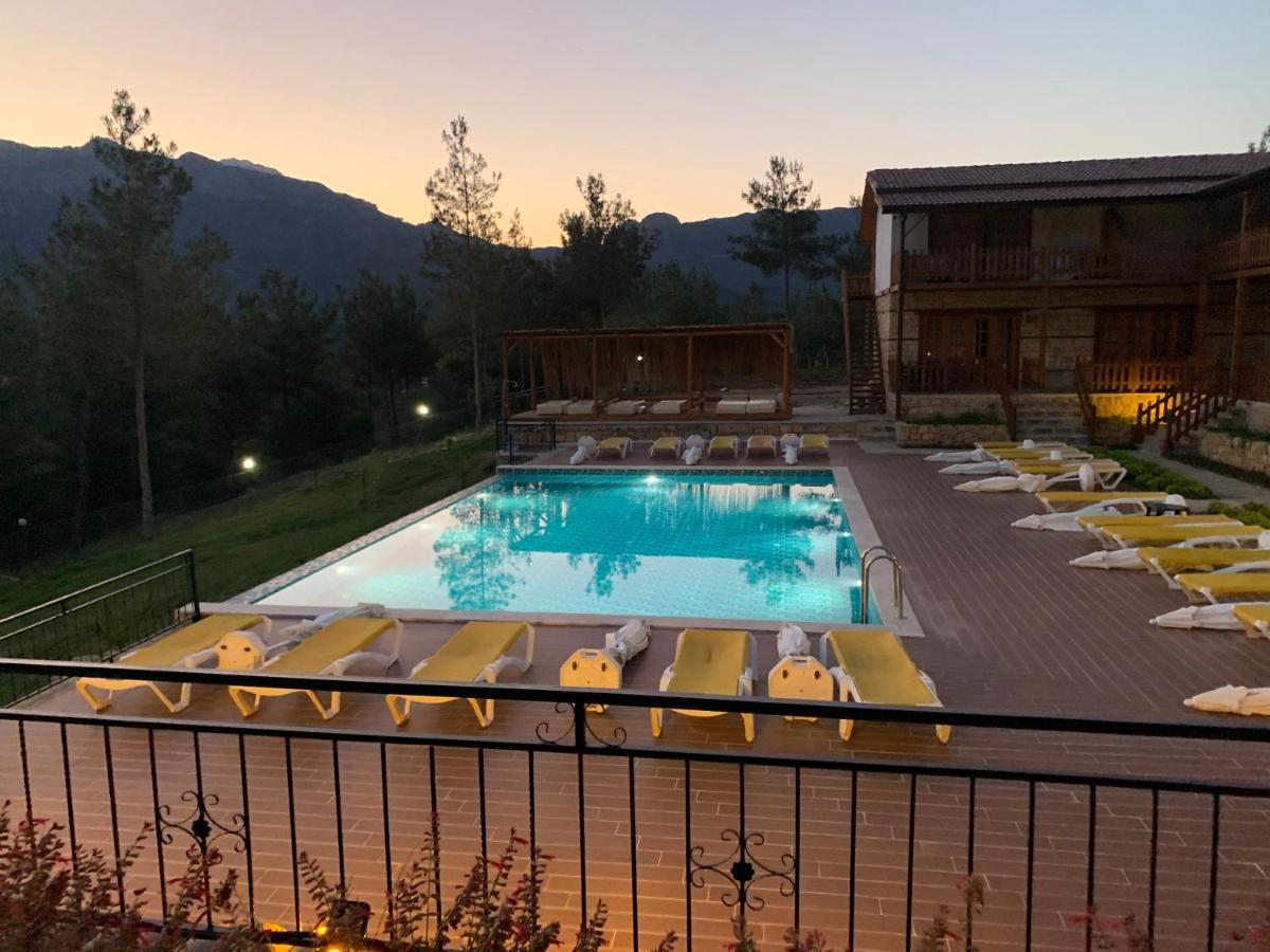 Maison Green Hill Hobbit Villas & Boutique Hotel Antalya Bagian luar foto