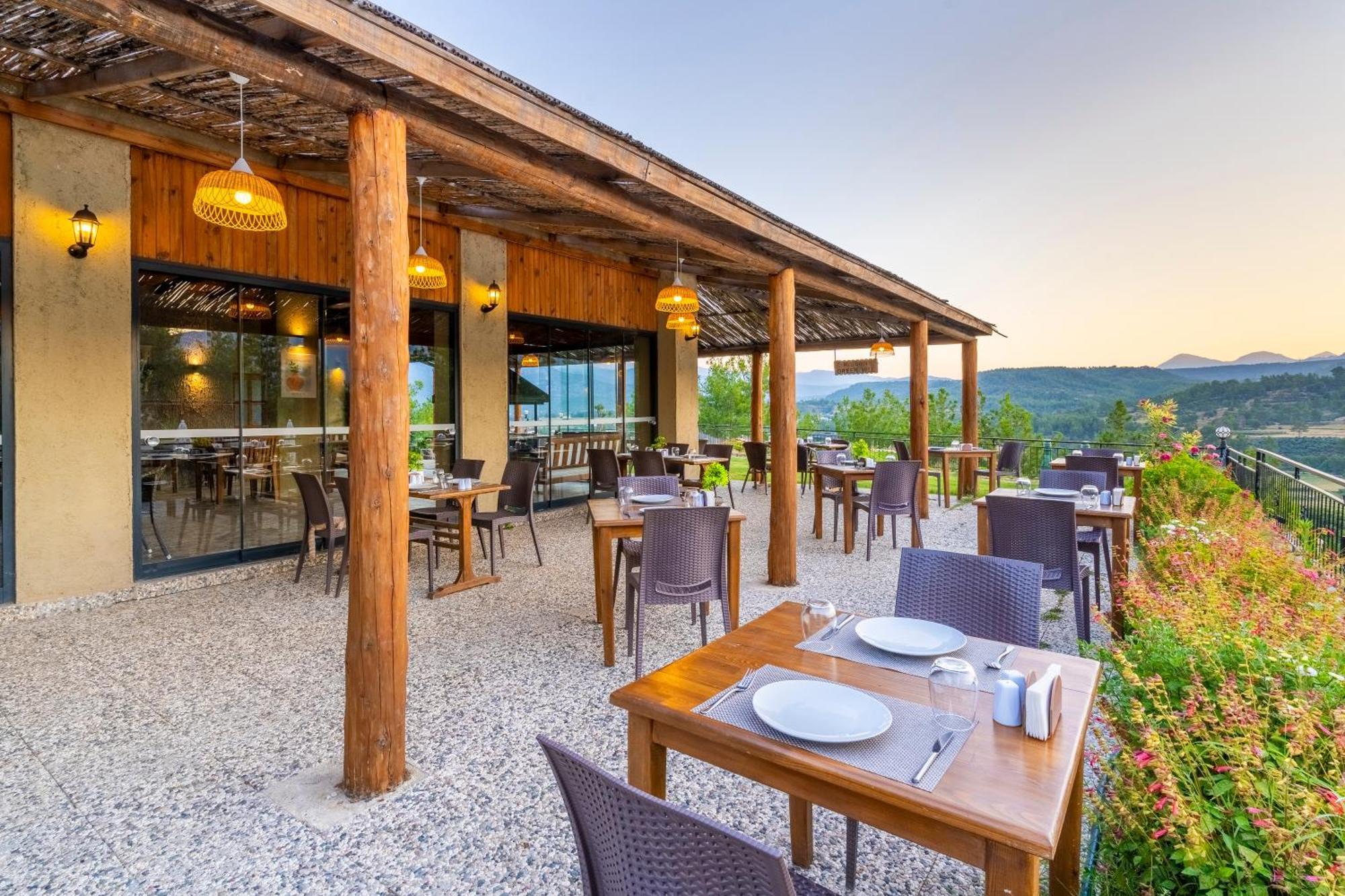 Maison Green Hill Hobbit Villas & Boutique Hotel Antalya Bagian luar foto
