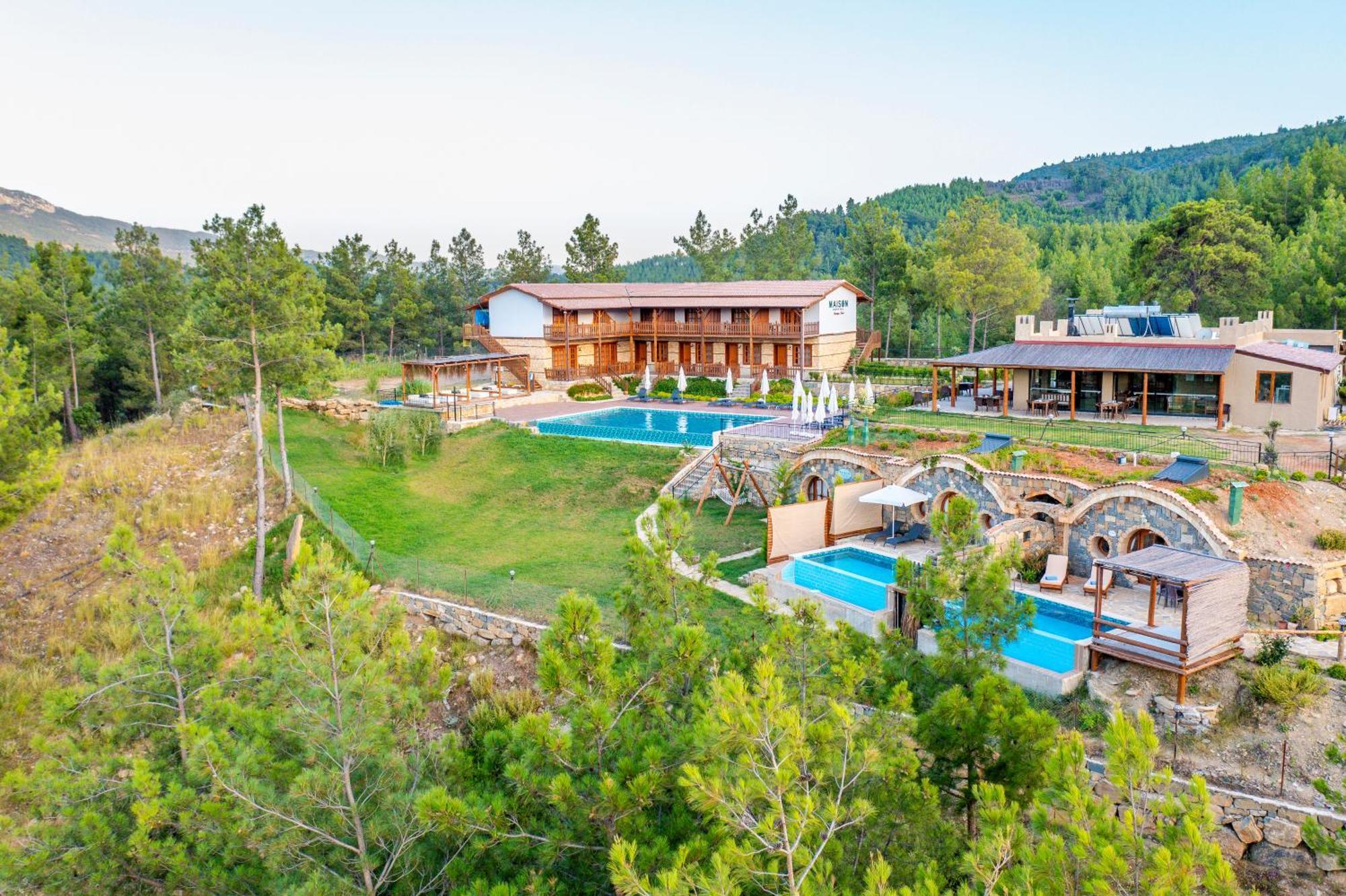 Maison Green Hill Hobbit Villas & Boutique Hotel Antalya Bagian luar foto