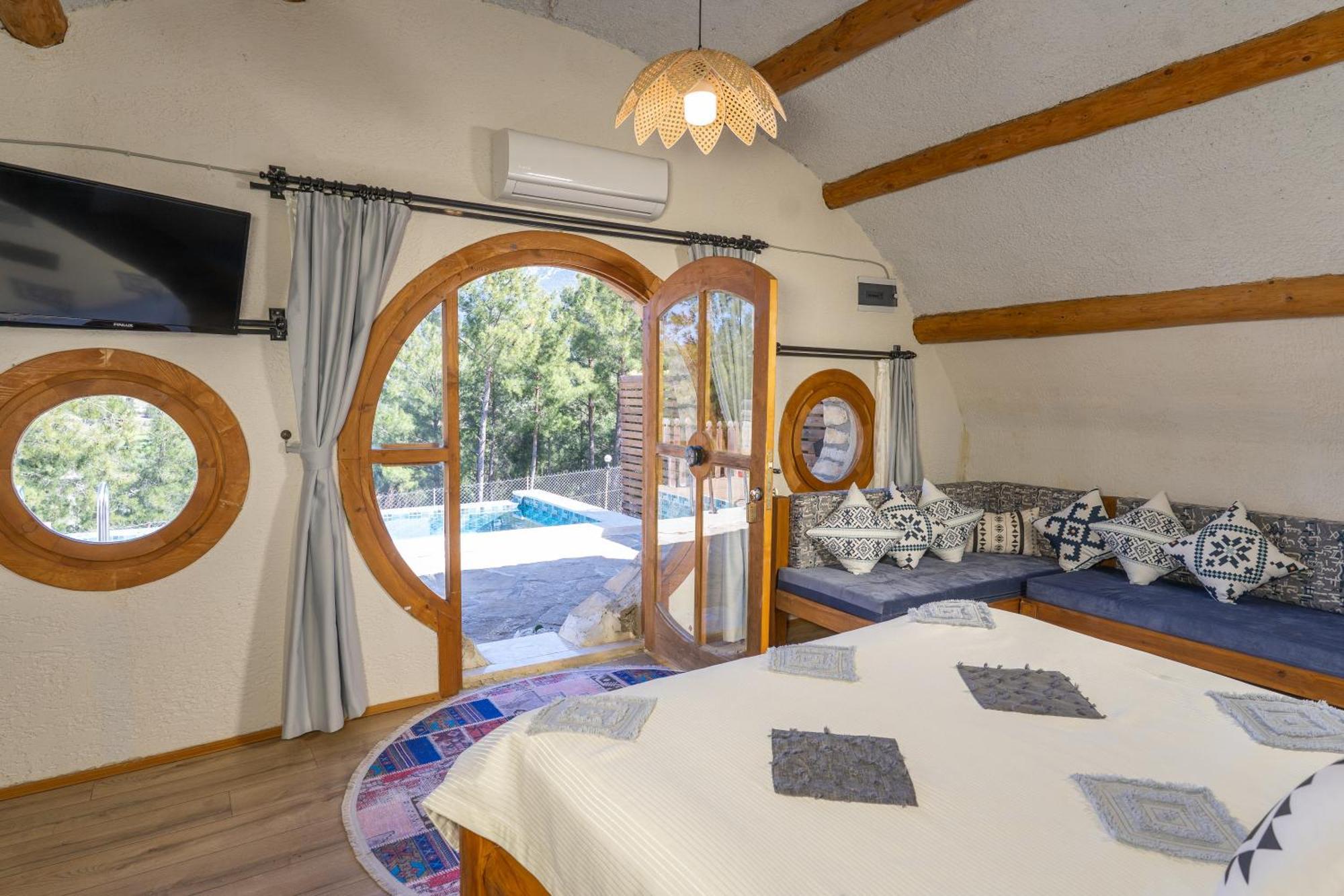 Maison Green Hill Hobbit Villas & Boutique Hotel Antalya Bagian luar foto