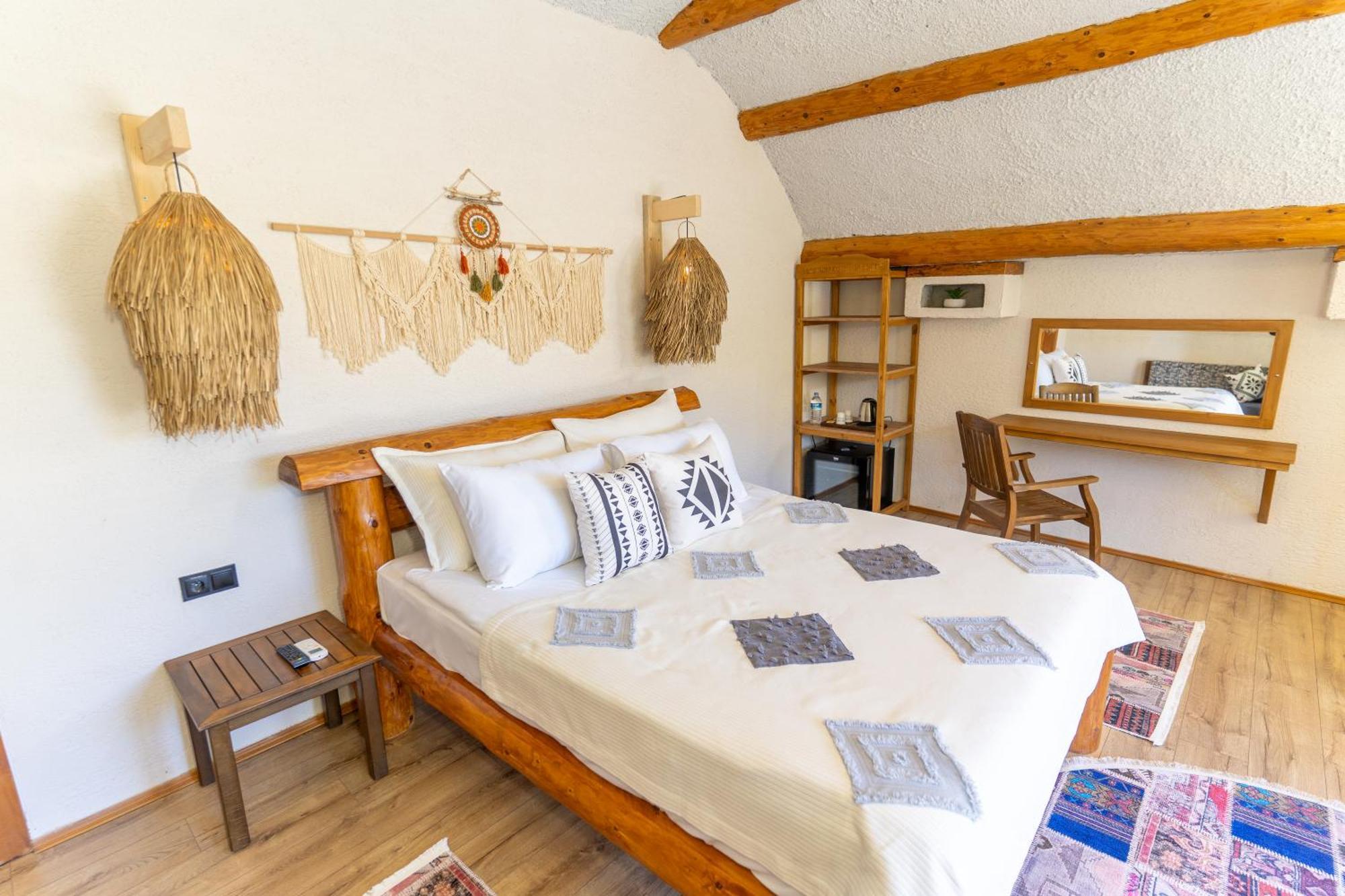 Maison Green Hill Hobbit Villas & Boutique Hotel Antalya Bagian luar foto