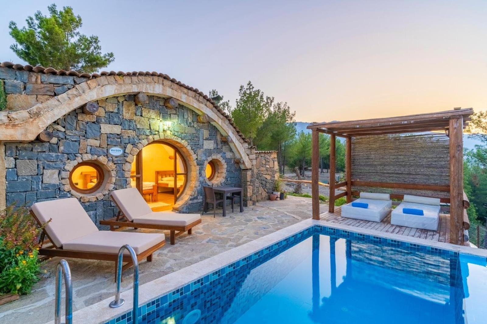 Maison Green Hill Hobbit Villas & Boutique Hotel Antalya Bagian luar foto